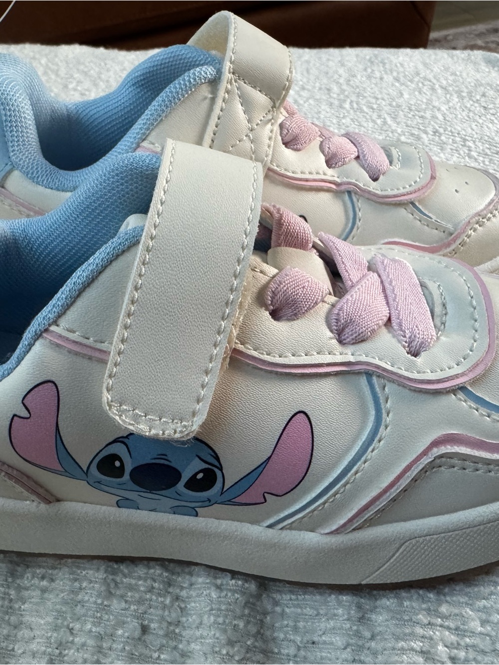 H&M White Sneakers with Pink Laces and Light Blue Trim